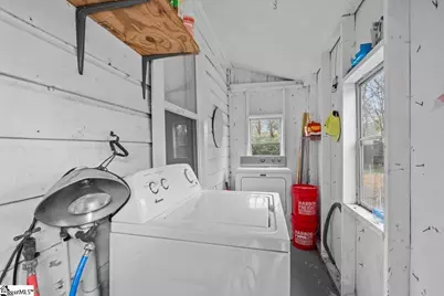 550 Leaman Avenue, Whitmire, SC 29178 - Photo 17