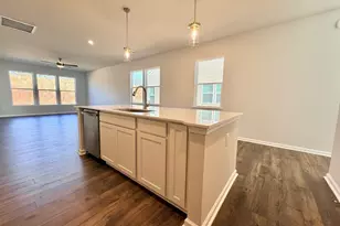 1636 Savannah Mls Dr, Spartanburg, SC 29303 - Photo 9