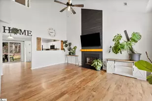 247 W Pheasant Hill Dr, Duncan, SC 29334 - Photo 3