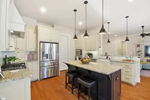 60 Montague Cir, Greenville, SC 29617 - Photo 13