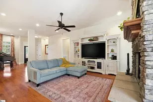 60 Montague Cir, Greenville, SC 29617 - Photo 9