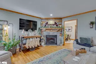 124 Hillside Cir, Easley, SC 29640 - Photo 11