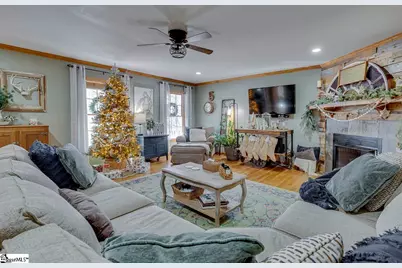 124 Hillside Circle, Easley, SC 29640 - Photo 9