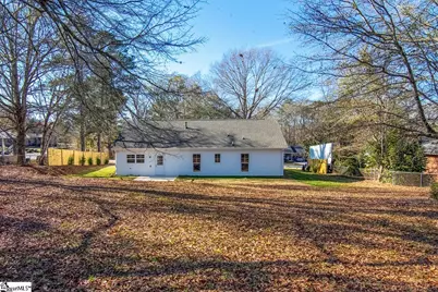 304 Lakeview Drive, Laurens, SC 29360 - Photo 33