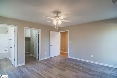 304 Lakeview Drive, Laurens, SC 29360 - Photo 21