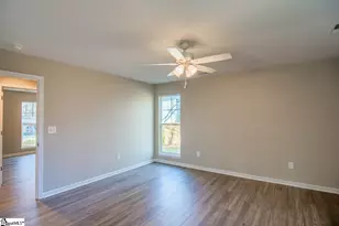 304 Lakeview Dr, Laurens, SC 29360 - Photo 9