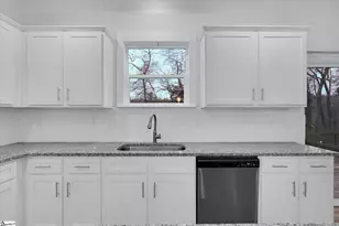 33 Parker St, Pelzer, SC 29669 - Photo 13