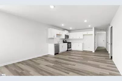 121 Bobbin Road, Greenville, SC 29611 - Photo 3