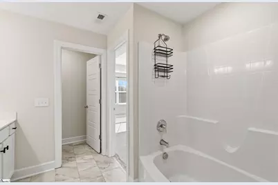 324 Hollenbeck Place, Greenville, SC 29607 - Photo 17