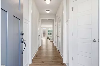 324 Hollenbeck Place, Greenville, SC 29607 - Photo 3