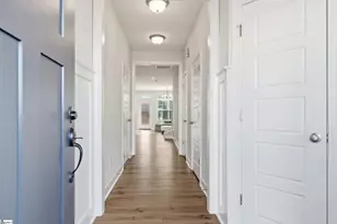 324 Hollenbeck Pl, Greenville, SC 29607 - Photo 3