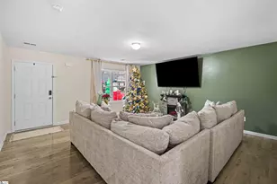 743 Cannonsburg Dr, Duncan, SC 29334 - Photo 3