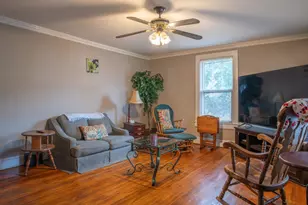 105 Grant St, Easley, SC 29640 - Photo 5