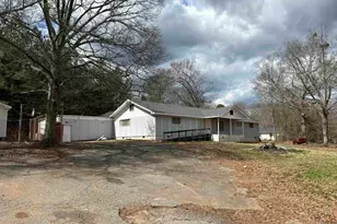 100 Clary Dr, Spartanburg, SC 29303 - Photo 3