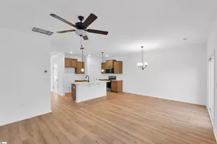 404 Belgrove Wy, Easley, SC 29640 - Photo 9