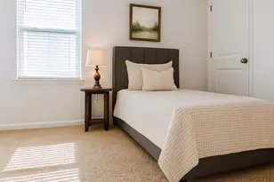 1348 Ledsham Ct, Greer, SC 29651 - Photo 7