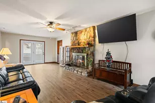 102 Huntington Ct, Easley, SC 29642 - Photo 13