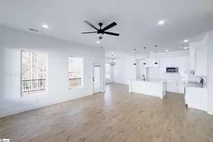 761 Garland Dr, Spartanburg, SC 29301 - Photo 3