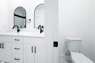 761 Garland Dr, Spartanburg, SC 29301 - Photo 13