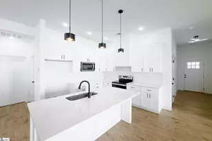 761 Garland Dr, Spartanburg, SC 29301 - Photo 7