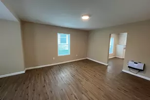 519 Thomas St, Anderson, SC 29624 - Photo 9