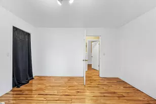 1016 Lee Vaughn Rd, Simpsonville, SC 29681 - Photo 17