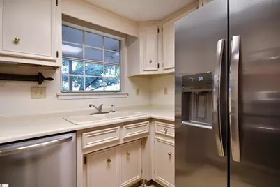 925 Cleveland Street #Unit 225, Greenville, SC 29601 - Photo 5