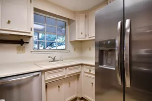 925 Cleveland St, Greenville, SC 29601 - Photo 5