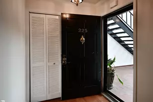 925 Cleveland St, Greenville, SC 29601 - Photo 3