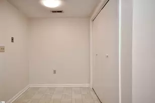 925 Cleveland St, Greenville, SC 29601 - Photo 17