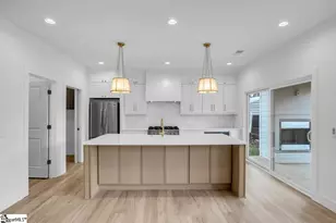 305 Willard St, Greenville, SC 29611 - Photo 29