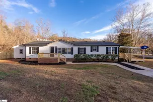 589 Club Dr, Greenville, SC 29611 - Photo 1