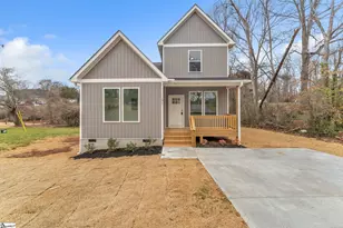 193 Dodd St, Wellford, SC 29385 - Photo 1