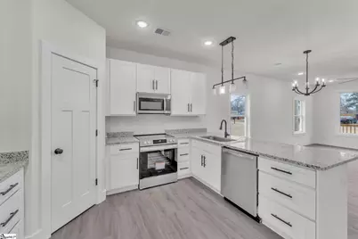 181 Dodd Street, Wellford, SC 29385 - Photo 7