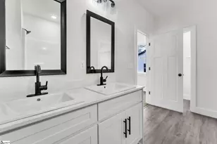 181 Dodd St, Wellford, SC 29385 - Photo 11