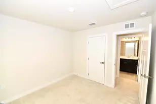 410 Hargrove Ct, Greenville, SC 29617 - Photo 27