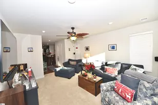 410 Hargrove Ct, Greenville, SC 29617 - Photo 9