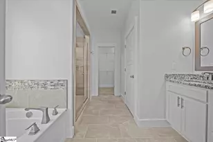 18 Double Crest Dr, Taylors, SC 29687 - Photo 15