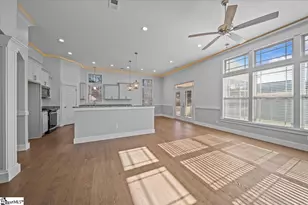 18 Double Crest Dr, Taylors, SC 29687 - Photo 5