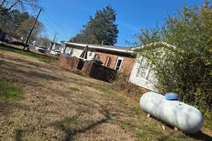 70 Snowmill Rd, Woodruff, SC 29388 - Photo 13