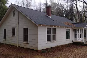 228 Circle Dr, Greenwood, SC 29646 - Photo 3