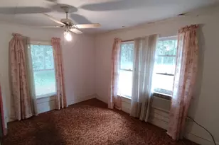 228 Circle Dr, Greenwood, SC 29646 - Photo 13