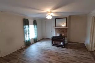 228 Circle Dr, Greenwood, SC 29646 - Photo 7