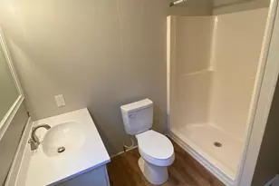 204 Oakwood Dr, Laurens, SC 29360 - Photo 13