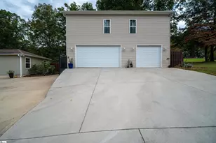 100 Blue Ridge Dr, Travelers Rest, SC 29690 - Photo 3