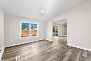 200 Country Walk Ln, Simpsonville, SC 29680 - Photo 9