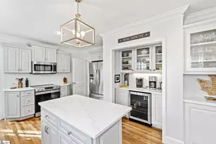 604 Crescent Ave, Greenville, SC 29601 - Photo 13