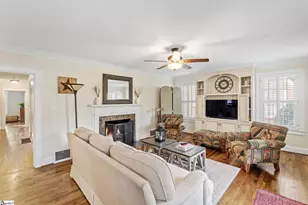 604 Crescent Ave, Greenville, SC 29601 - Photo 7