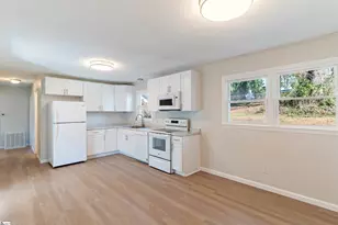 210 N Randolph Ave, Landrum, SC 29356 - Photo 23