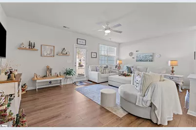 6 Loebner Lane, Simpsonville, SC 29680 - Photo 11